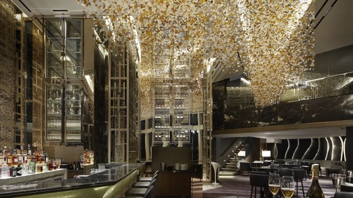 Arte em Nozes: Lustres para Restaurantes