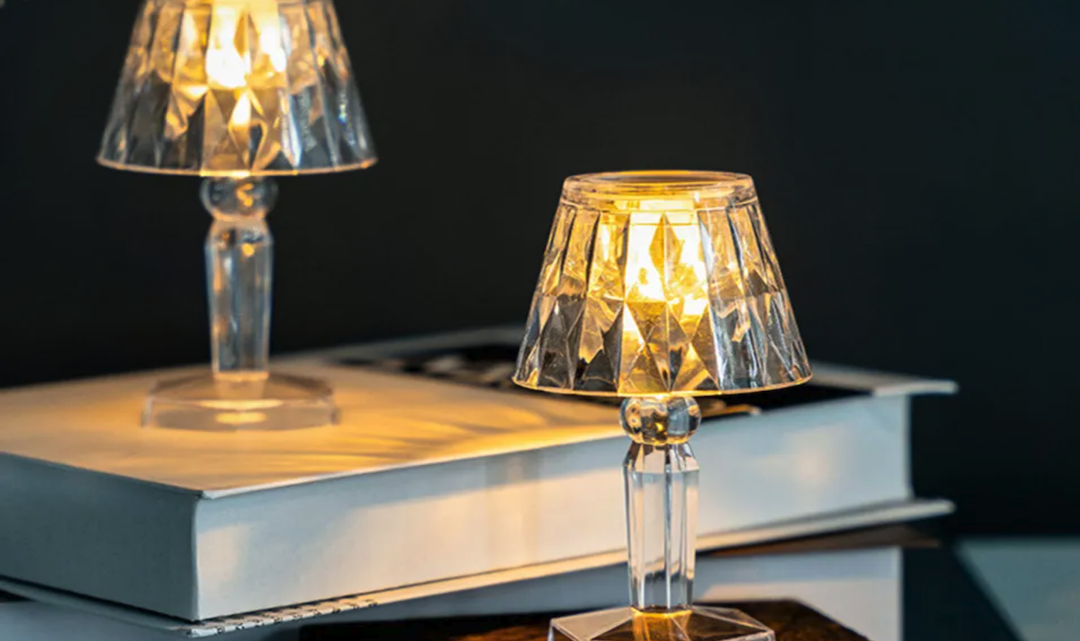 Lâmpada de mesa acrílica para quarto