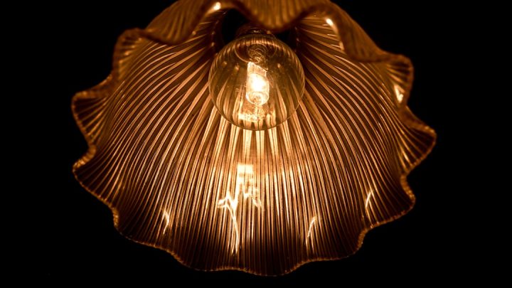 Iluminação de Pendente Estilo Campestre