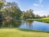 Iluminação de Trilho Ajustável em Altura com Acabamento Cromado Polido